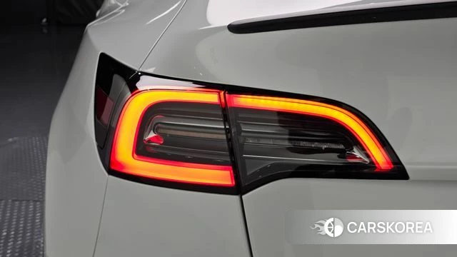 Tesla Model Y id 4607857 из Кореи 15