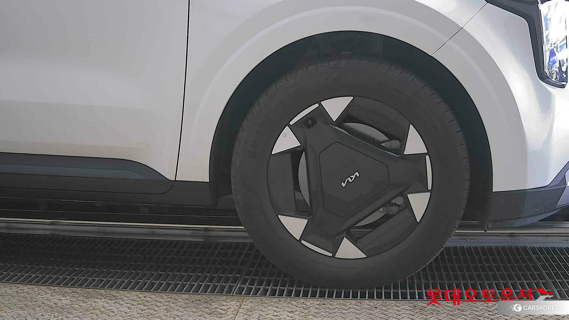 Kia Carnival Hybrid id 3882127 из Кореи 15