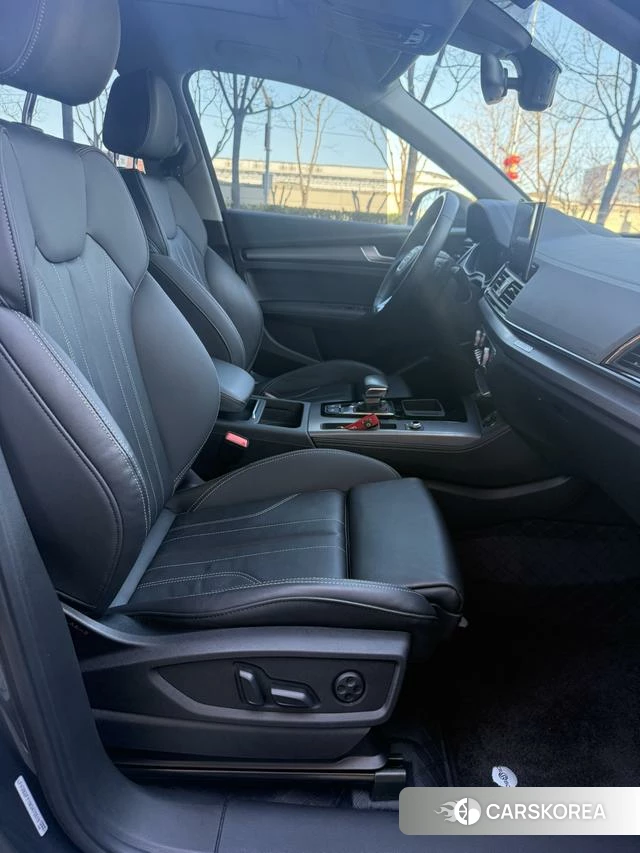 Audi Q5L id 4275730 из Китая 15