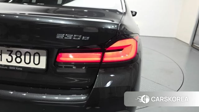 BMW 5 Series (G30) id 4793853 из Кореи 15