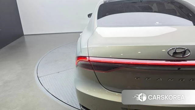 Hyundai The New Grandeur IG id 4423597 из Кореи 15