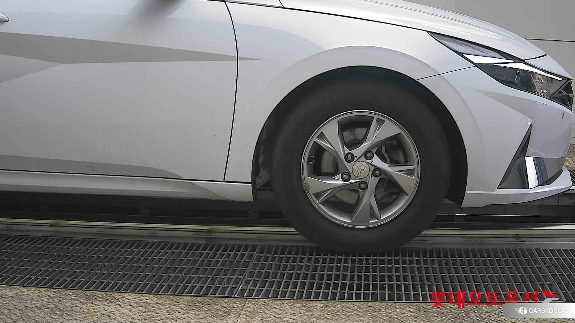 Hyundai Avante id 3869266 из Кореи 15