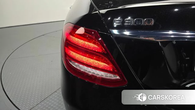 Mercedes-Benz E-Class W213 id 4780510 из Кореи 15