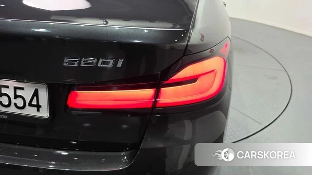 BMW 5 Series (G30) id 4899758 из Кореи 15