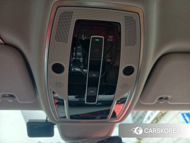 Audi A8 id 4208679 из Китая 15