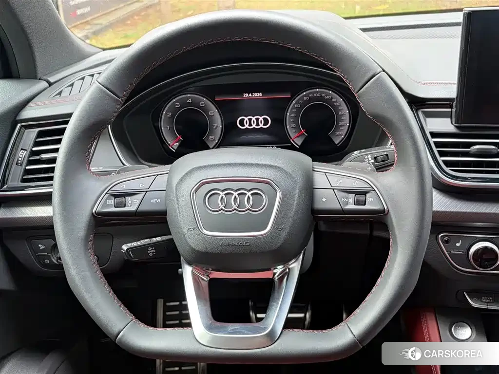 Audi Q5L id 4545691 из Китая 15