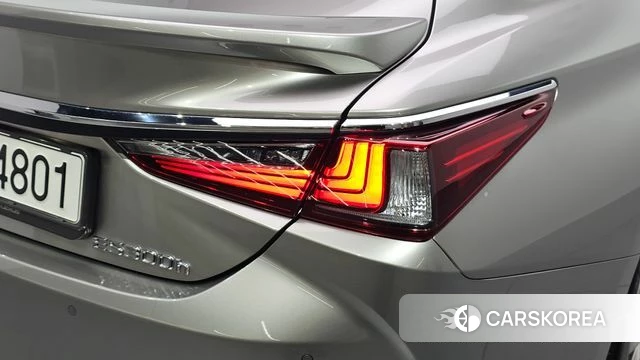 Lexus ES300h 7th generation id 4763198 из Кореи 15