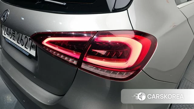 Mercedes-Benz A-Class W177 id 4268929 из Кореи 15