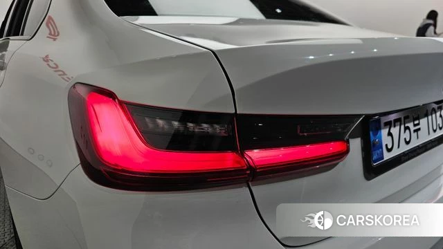 BMW 3 Series (G20) id 4186169 из Кореи 15