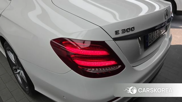 Mercedes-Benz E-Class W213 id 4430255 из Кореи 15