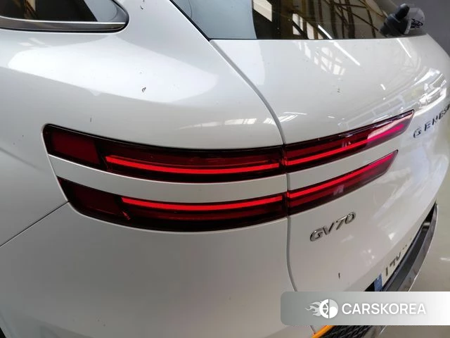 Genesis GV70 id 4778960 из Кореи 15