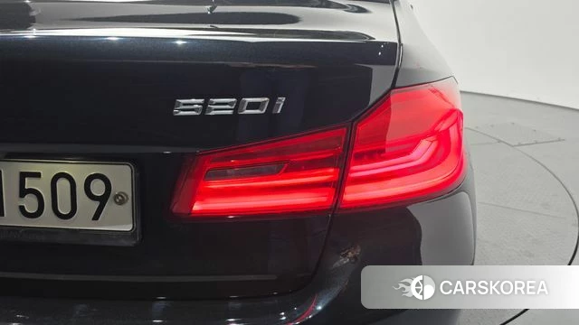 BMW 5 Series (G30) id 4746535 из Кореи 15