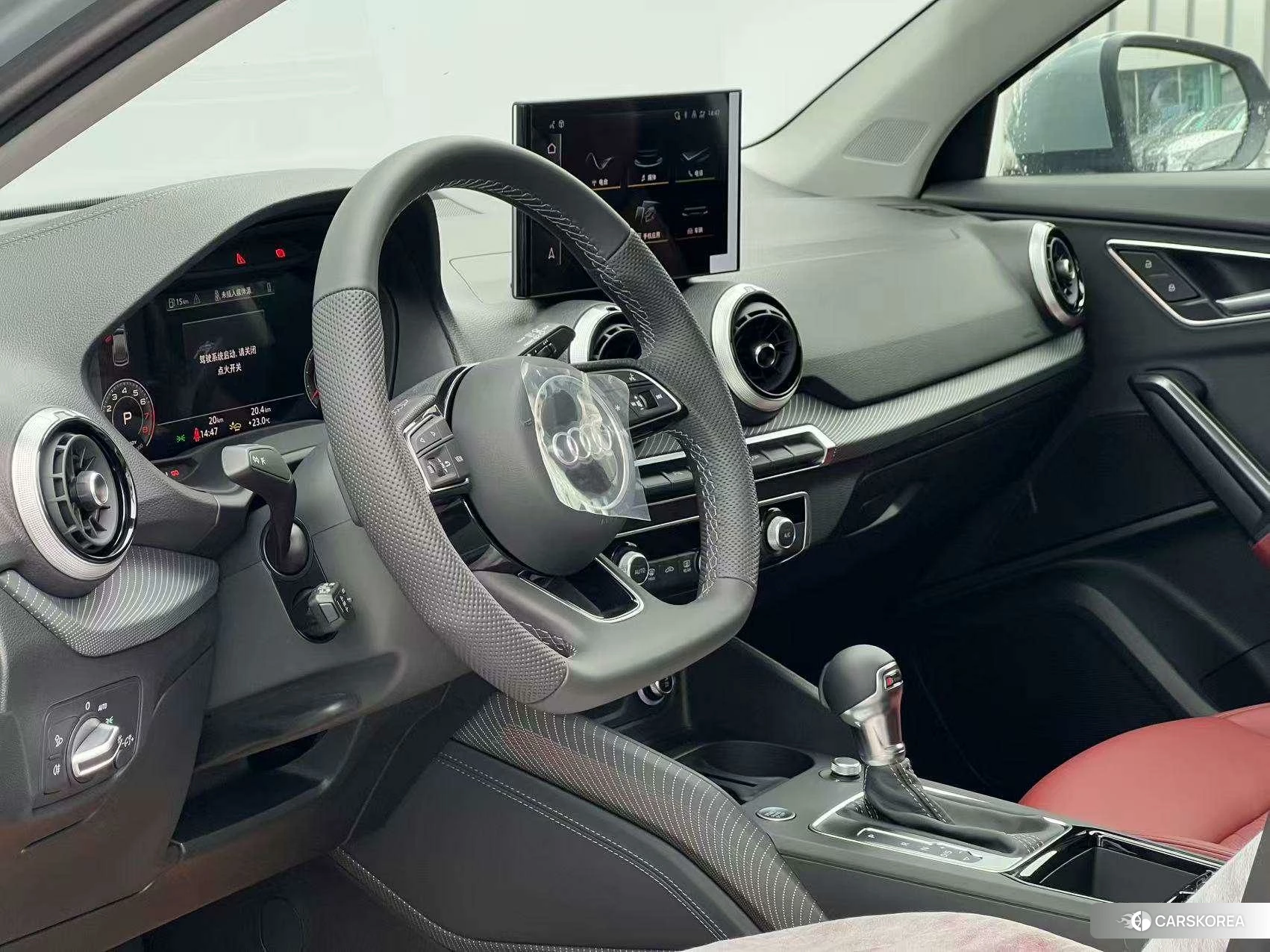 Audi Q2L id 4454125 из Китая 15