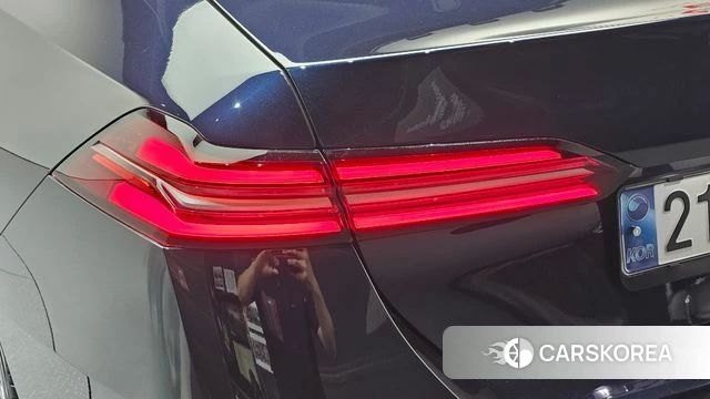 BMW 5 Series (G60) id 4675257 из Кореи 15