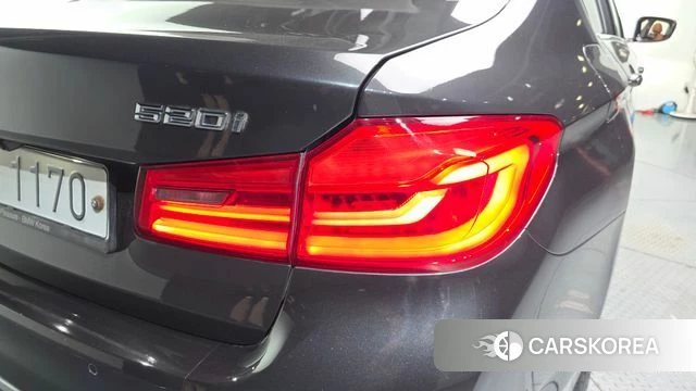 BMW 5 Series (G30) id 4694082 из Кореи 15