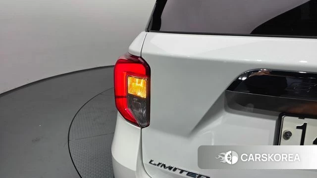 Ford Explorer 6th Generation id 4698108 из Кореи 15