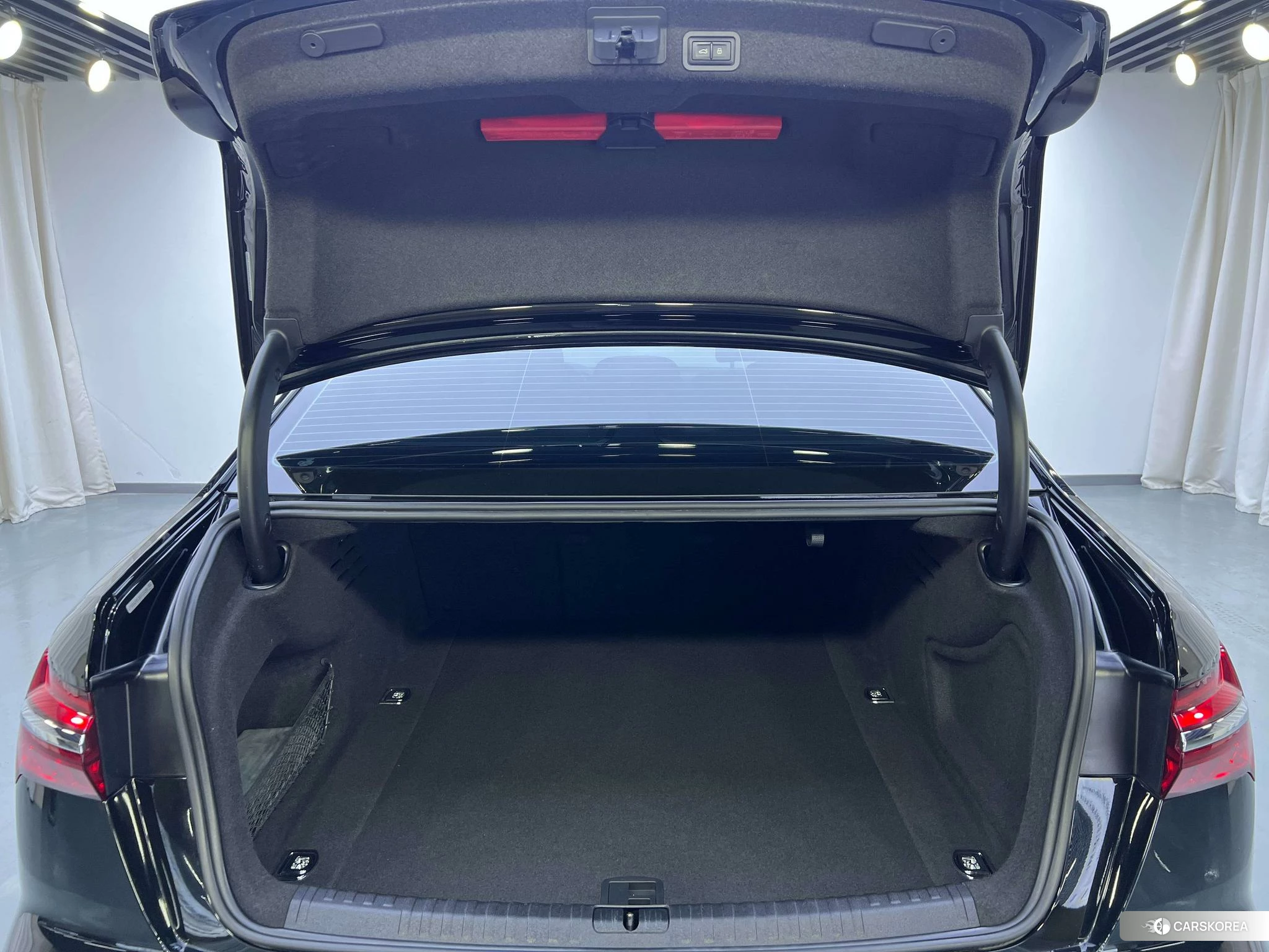 Audi A6L id 4461463 из Китая 15