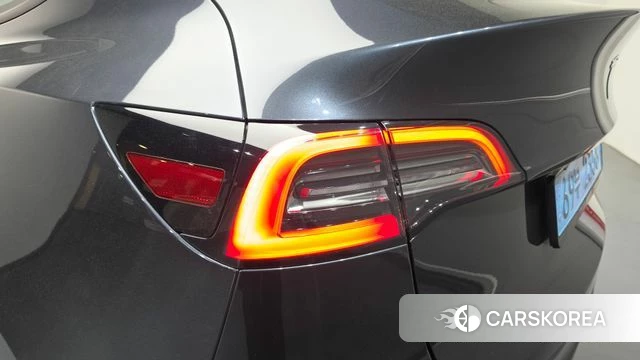 Tesla Model Y id 4194152 из Кореи 15