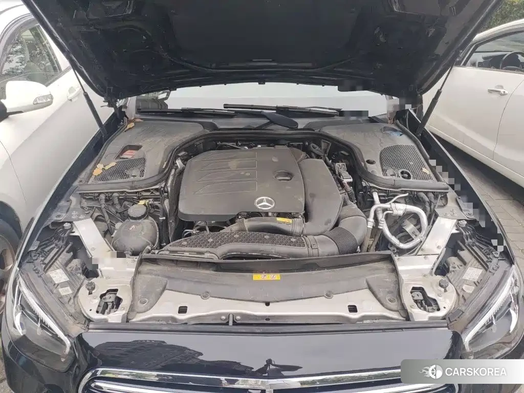 Mercedes-Benz E-Class id 4622383 из Китая 15