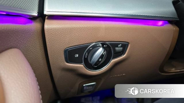 Mercedes-Benz E-Class W213 id 4605463 из Кореи 15