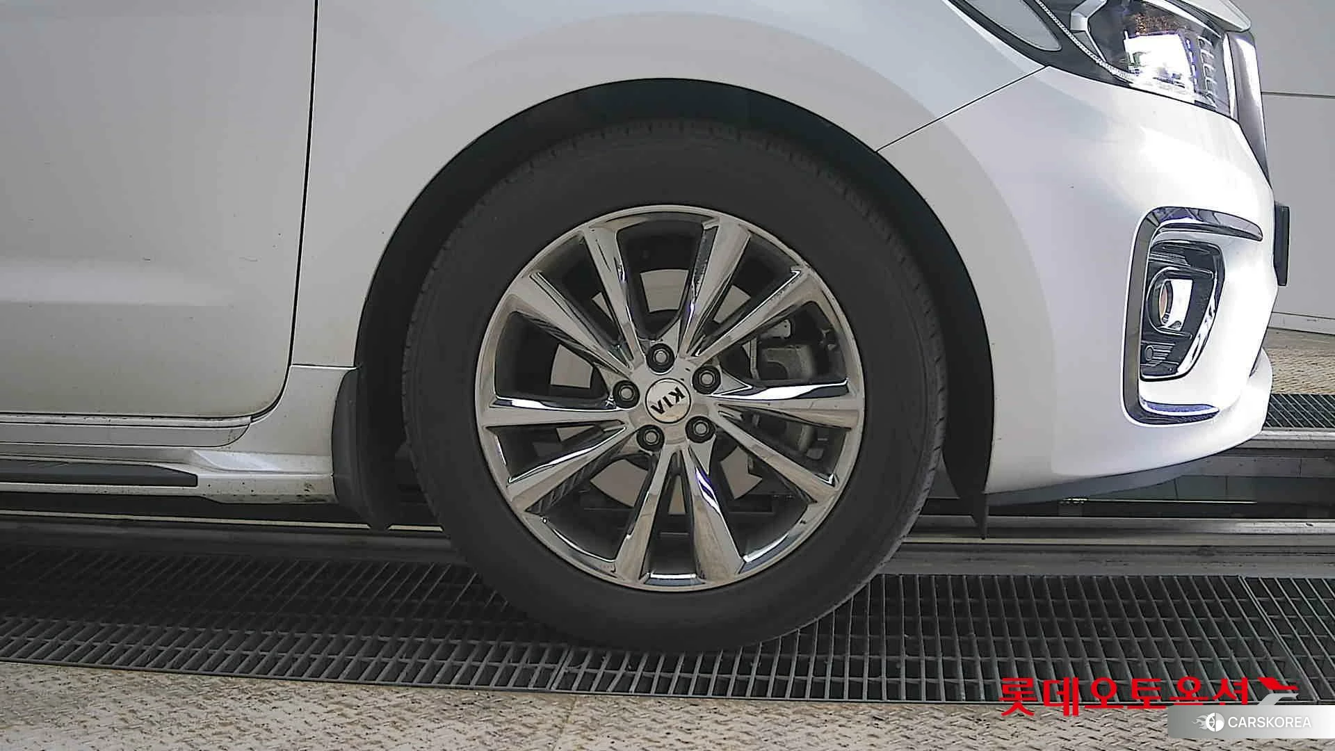 Kia Carnival id 4289554 из Кореи 15