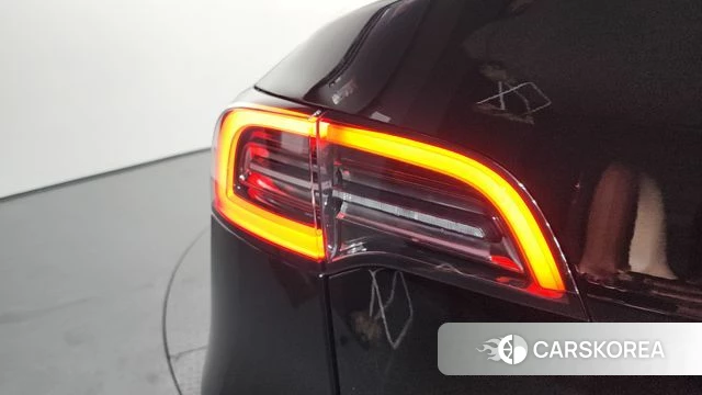 Tesla Model Y id 4571777 из Кореи 15