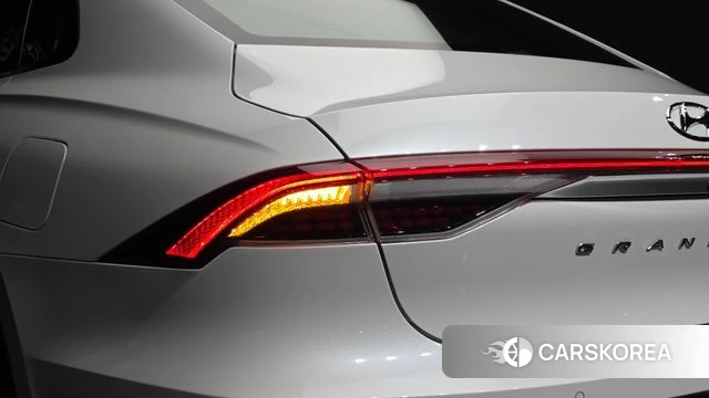 Hyundai The New Grandeur IG Hybrid id 4580810 из Кореи 15