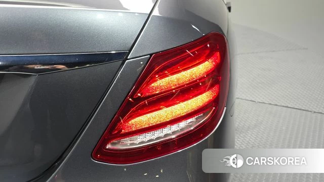Mercedes-Benz E-Class W213 id 4502506 из Кореи 15