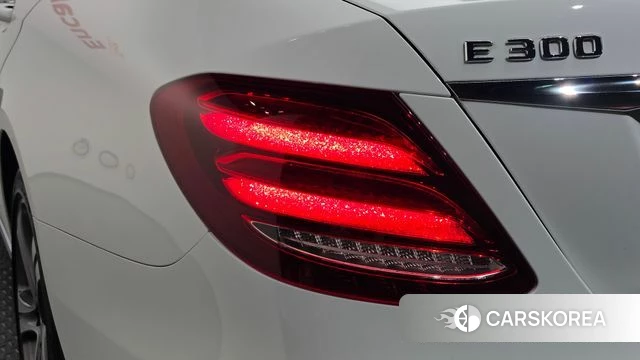 Mercedes-Benz E-Class W213 id 4775849 из Кореи 15