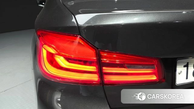 BMW 5 Series (G30) id 4519970 из Кореи 15