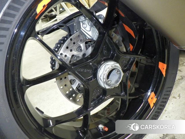 Проданный KTM 1290 SUPER DUKE R id 3998629 из Японии, фото 15