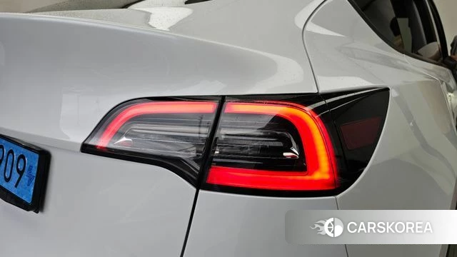 Tesla Model Y id 4571789 из Кореи 15