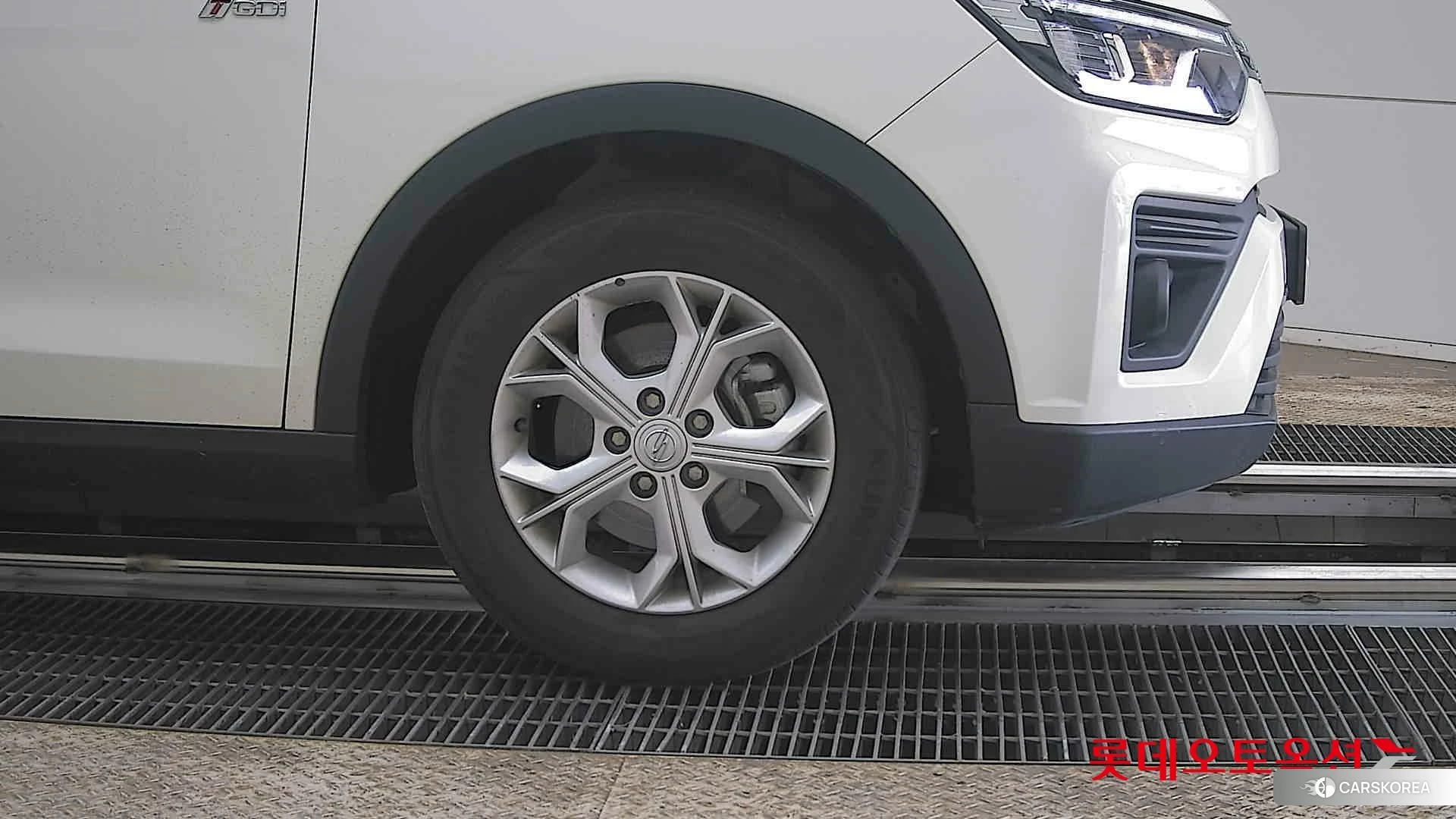 SsangYong Tivoli id 3875666 из Кореи 14