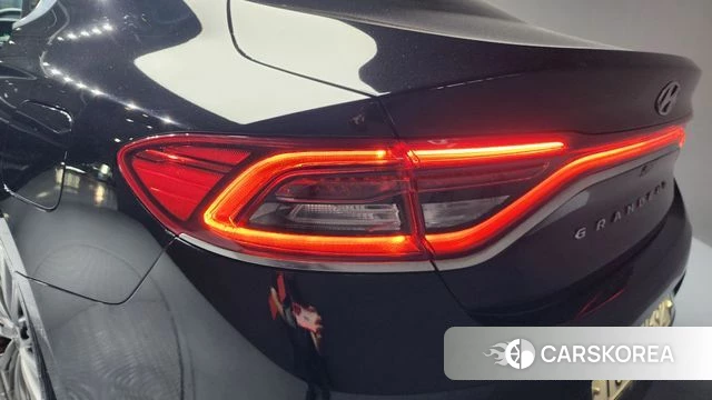Hyundai Grandeur IG id 4435800 из Кореи 15
