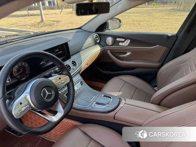 Mercedes-Benz E-class id 4210859 из Китая 15