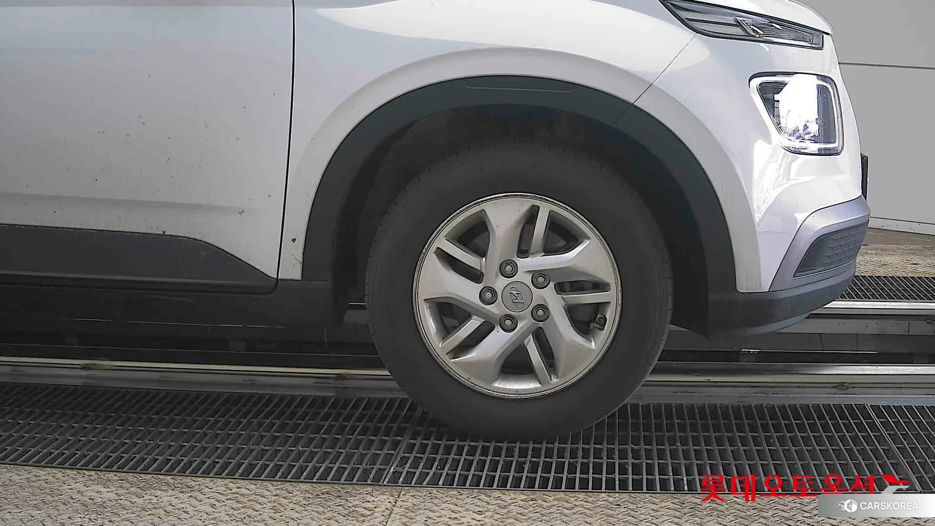 Hyundai Venue id 3888322 из Кореи 15