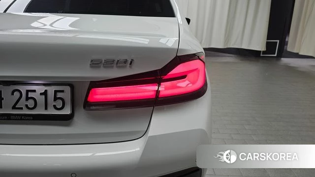 BMW 5 Series (G30) id 4711047 из Кореи 15