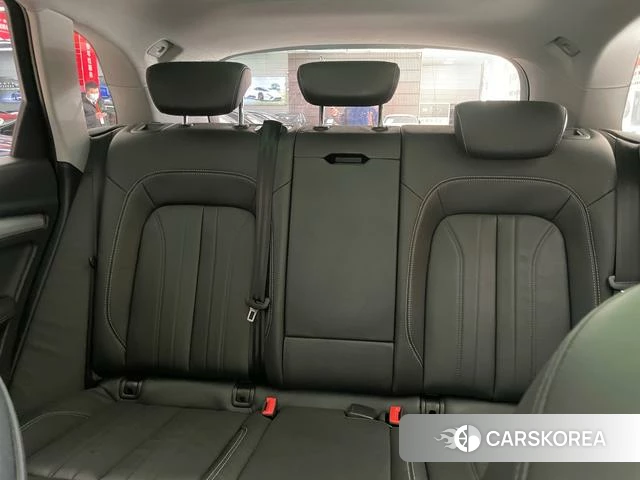 Audi Q5L id 4205738 из Китая 15
