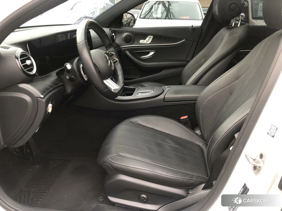 Mercedes-Benz E-Class id 4513494 из Китая 15