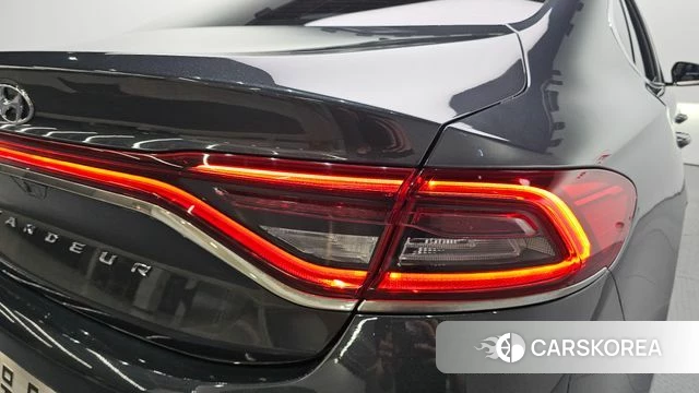 Hyundai Grandeur IG id 4294996 из Кореи 15