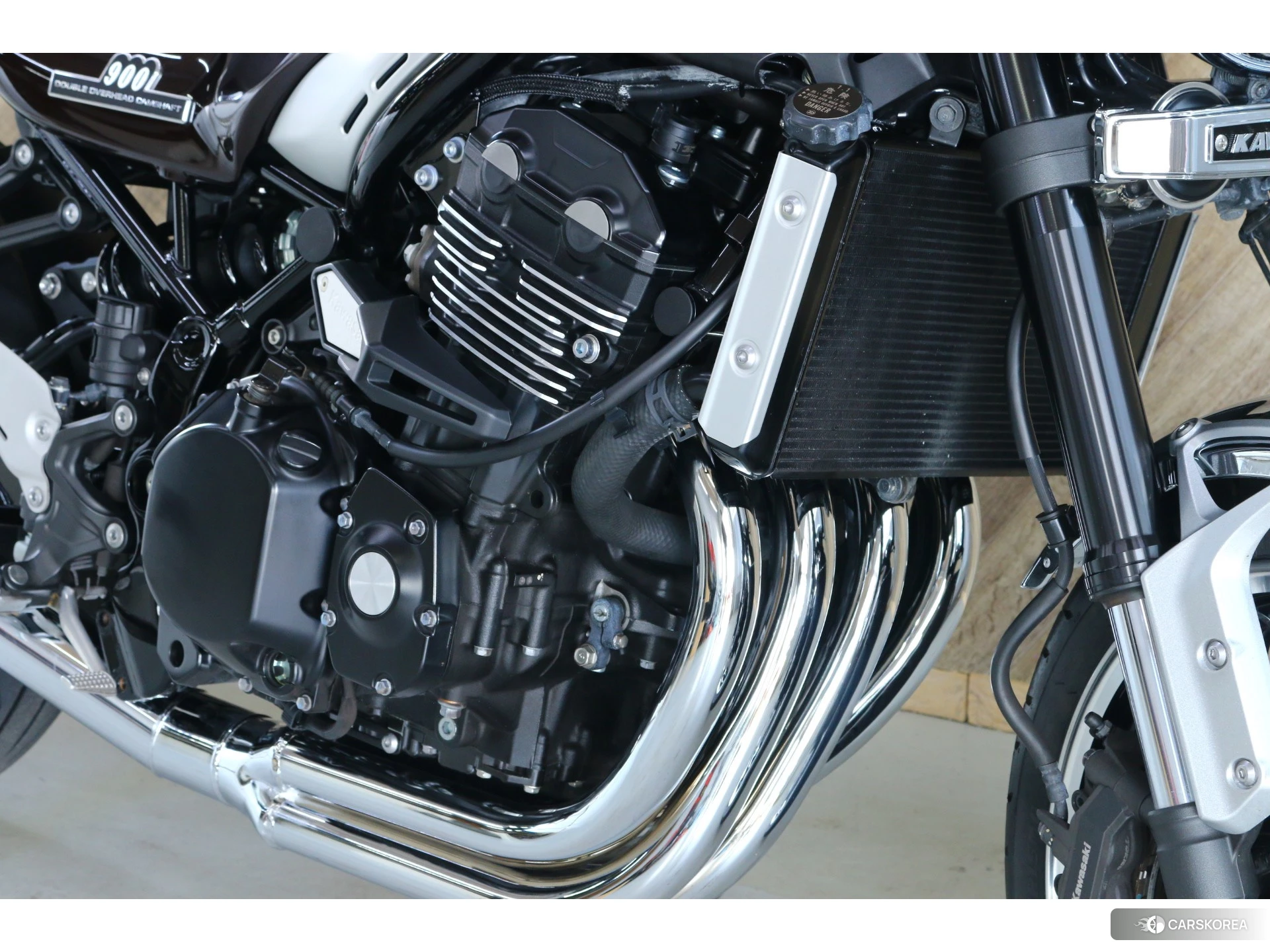 Kawasaki Z900RS id 3950372 из Японии 15