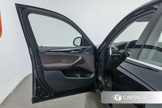BMW iX3 id 4301297 из Китая 15