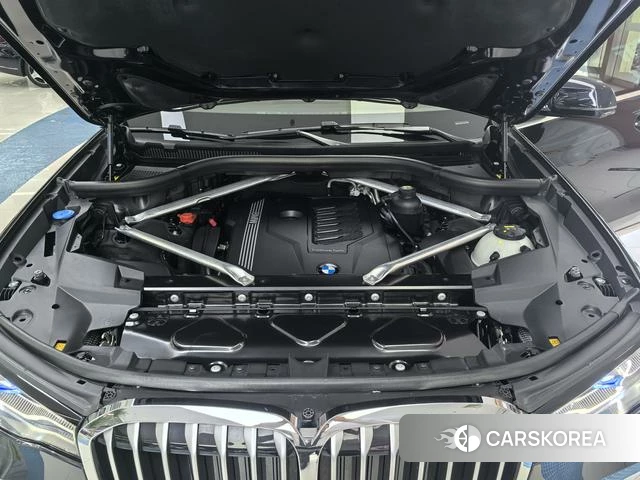 BMW X7 id 4359479 из Китая 15