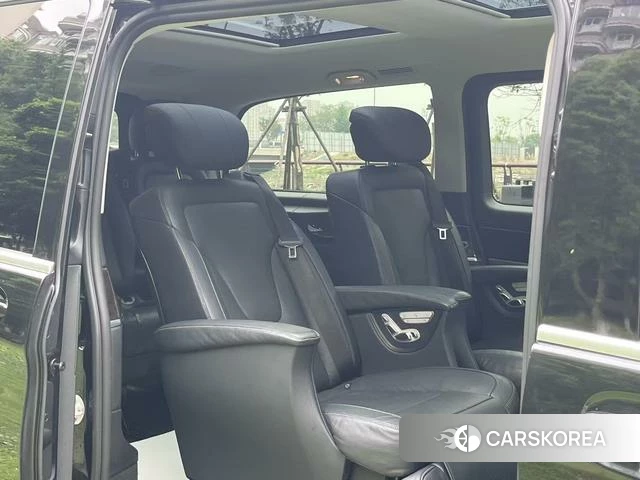 Mercedes-Benz V-class id 4228508 из Китая 15