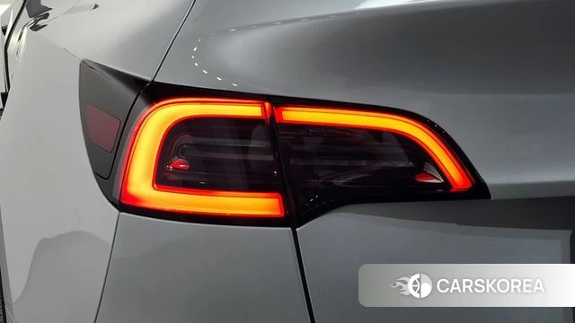 Tesla Model Y id 4863223 из Кореи 15