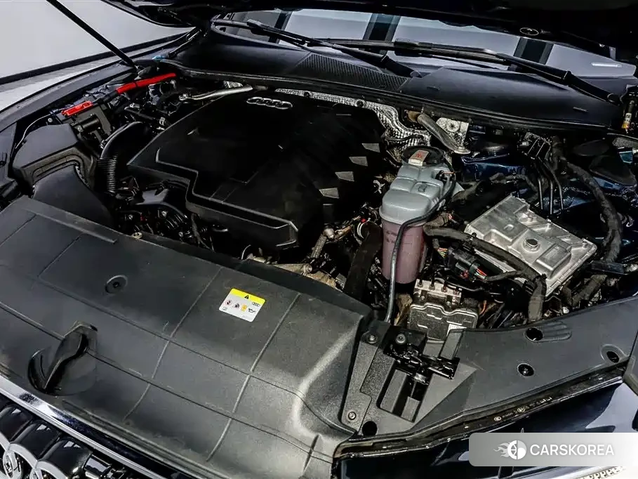 Audi A7L id 4601169 из Китая 15