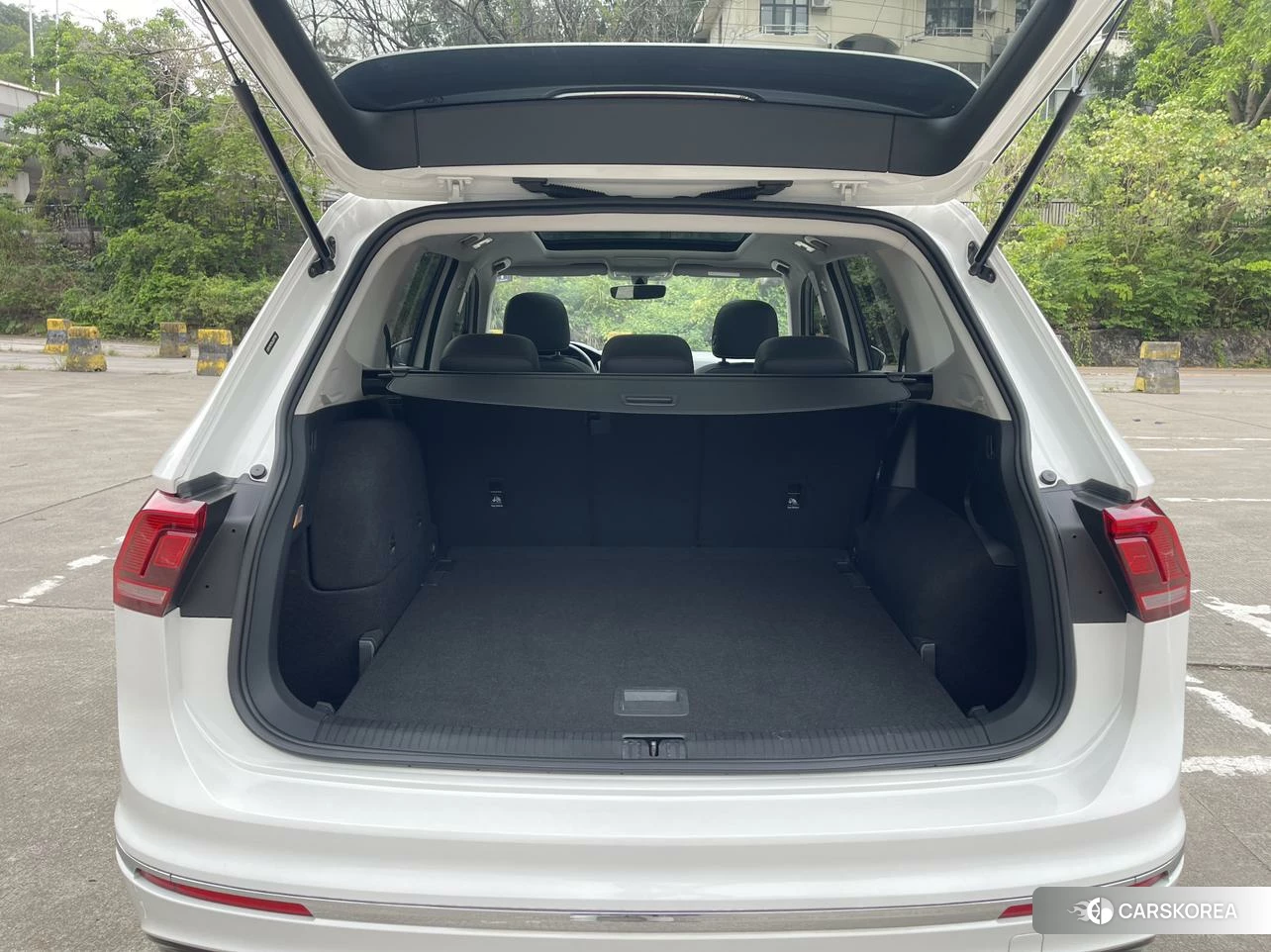 Volkswagen Tiguan L PHEV id 4485493 из Китая 15