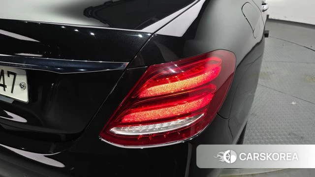 Mercedes-Benz E-Class W213 id 4694174 из Кореи 15