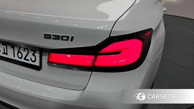 BMW 5 Series (G30) id 4408598 из Кореи 15