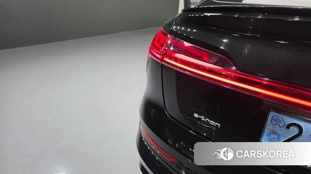 Audi e-Tron id 4444937 из Кореи 15